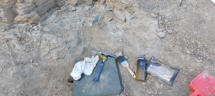 Excavation tools in the sandy rocks